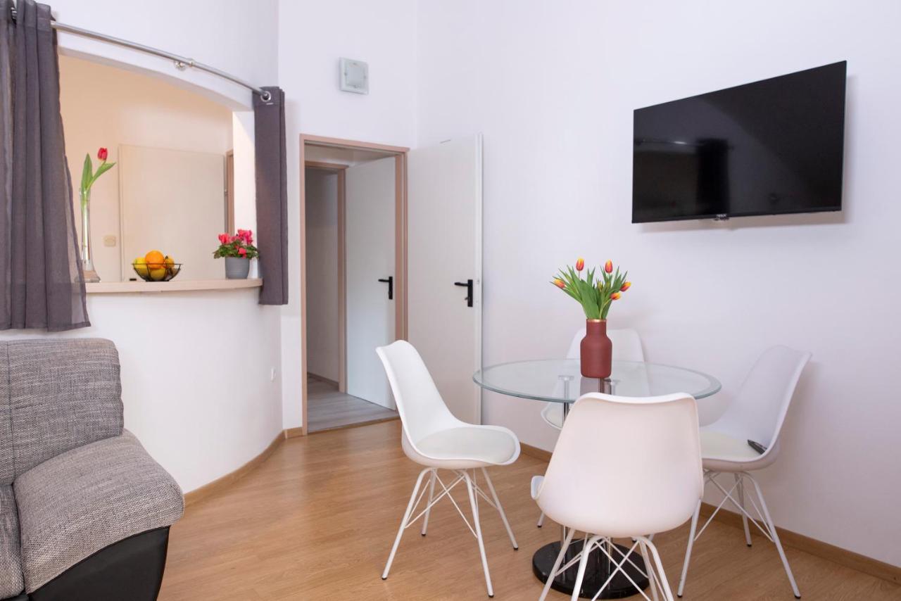 Apartman Ivo Kaštela Eksteriør billede