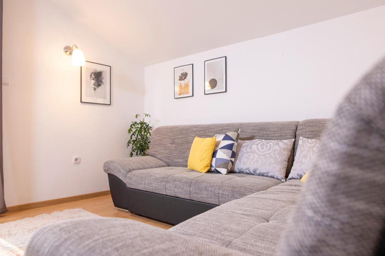 Apartman Ivo Kaštela Eksteriør billede